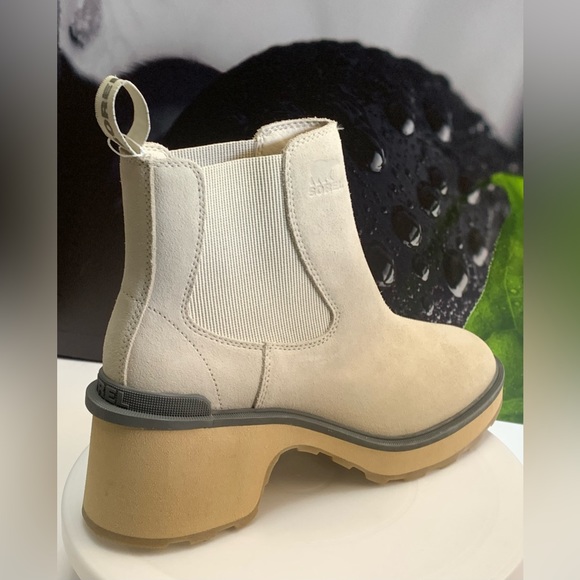 New!! Sorel Women’s Hi-Line Chelsea Boot Size 9.5 Chalk, Ceramic - Picture 4 of 11